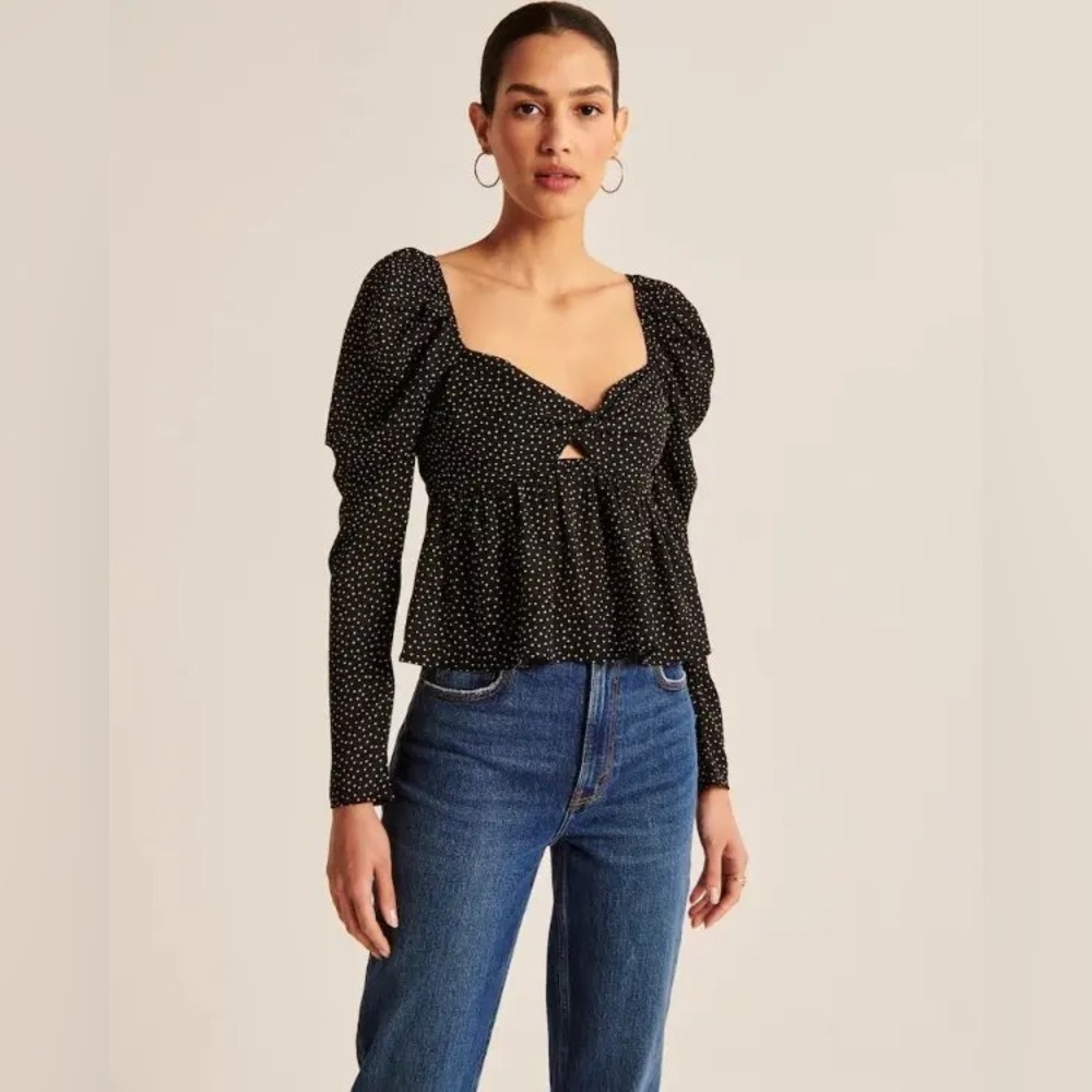 Abercombie & Fitch Polka Dot Long Sleeve Top Sweetheart Neckline Size XS 1079